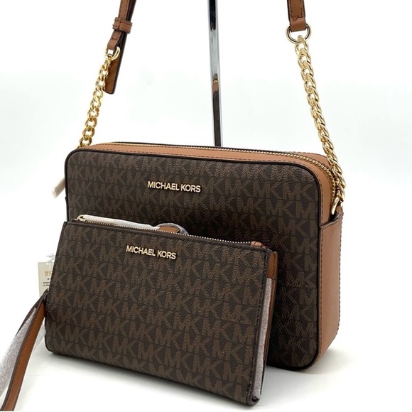 Michael Kors Large EW Crossbody Bag & Large Double Zip Wallet Brown - Picture 2 of 13